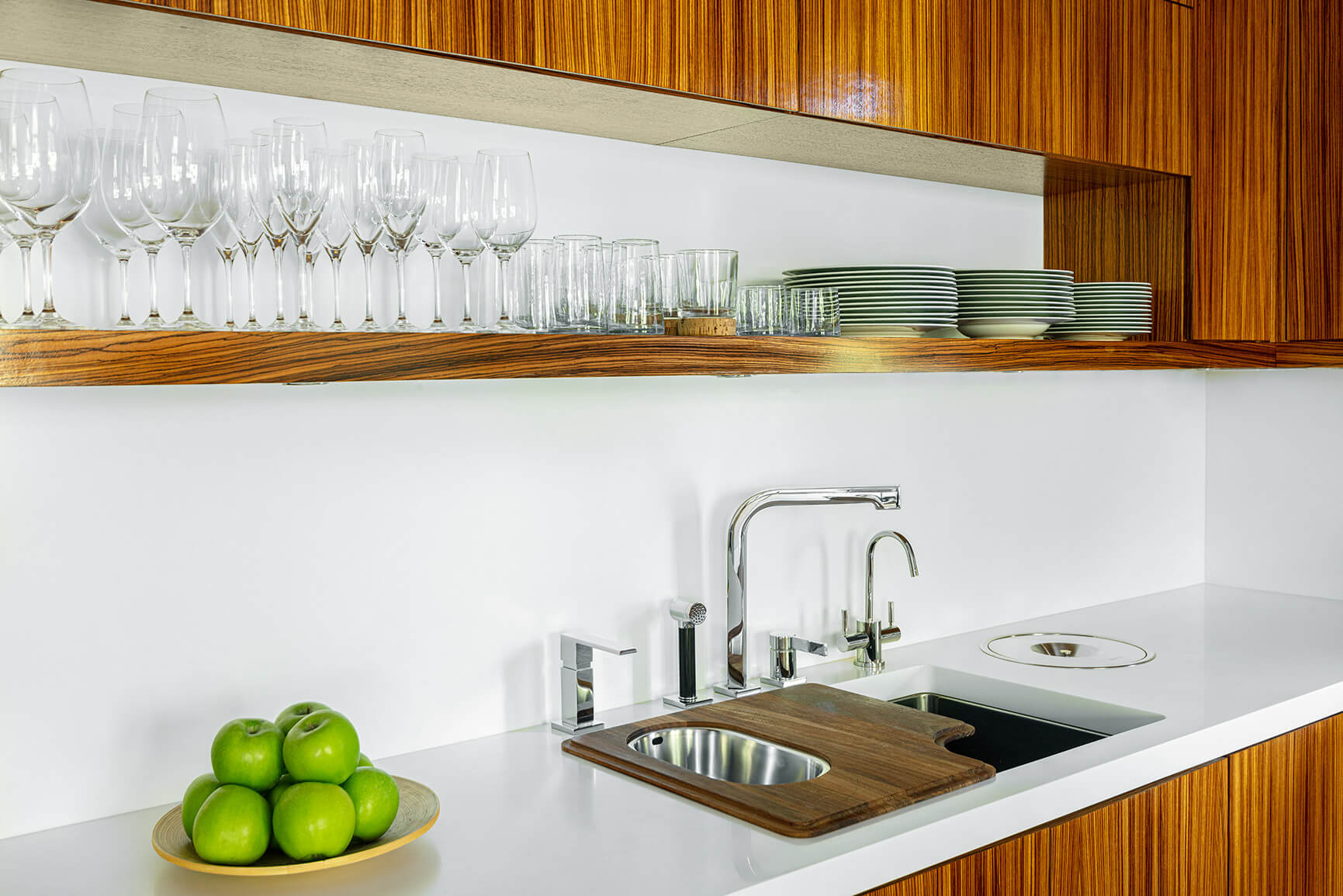 kitchen remodeling contractor