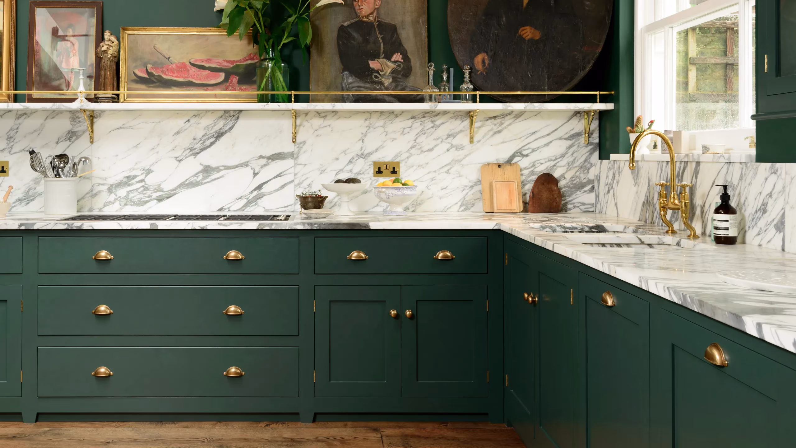 Precision and Grace: Bespoke Hardware Details in an Elegant Home