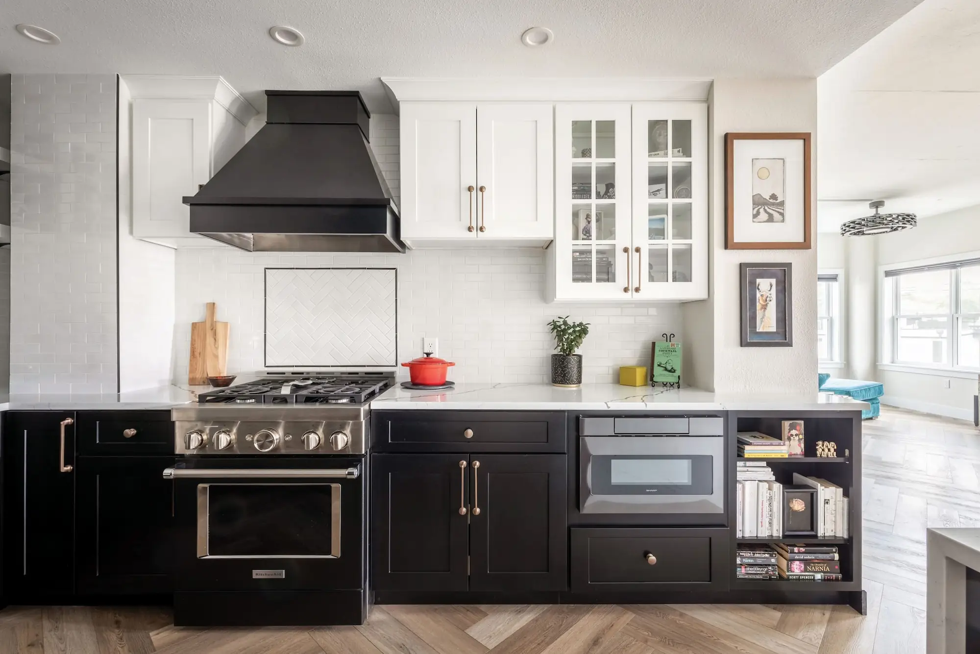 Efficient Space Planning for High-End Kitchen Gadgets
